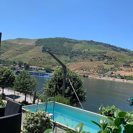 Villa Vivenda A Beira Rio Armamar Exterior foto